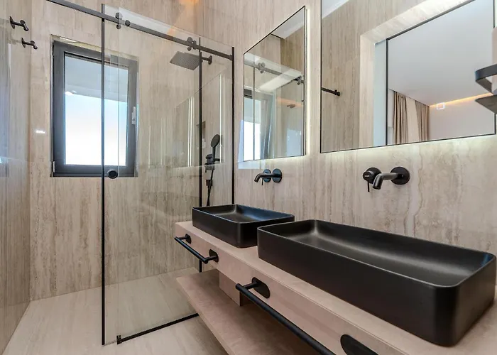 بيت للعطل Lovely In With Sauna بريكو