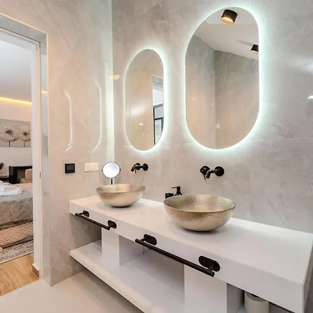 Dom wakacyjny Lovely In With Sauna Preko