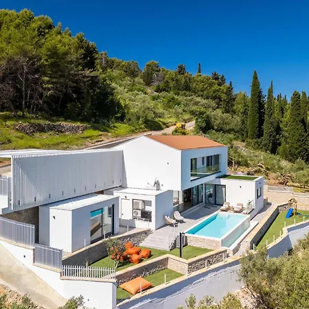 Lovely In With Sauna Preko