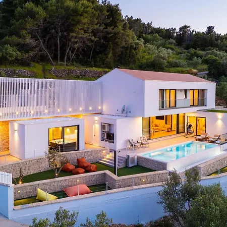 Lovely In With Sauna