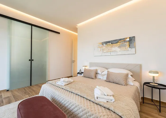 Дом отдыха Lovely In With Sauna Преко